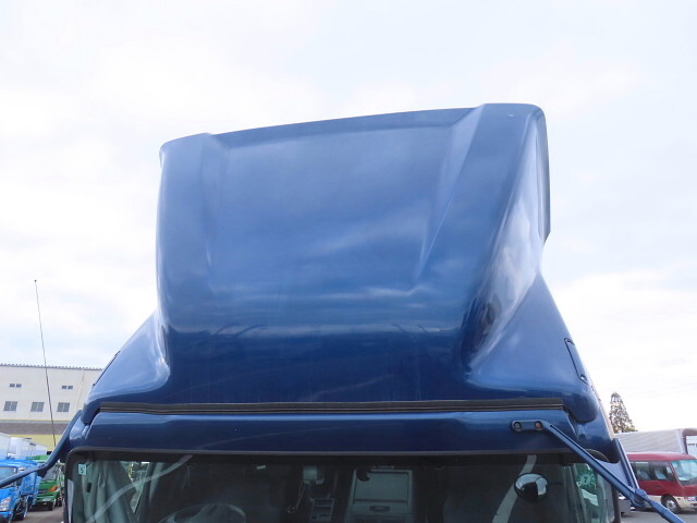 いすゞフォワードアルミウイング中型（4t）[写真32]