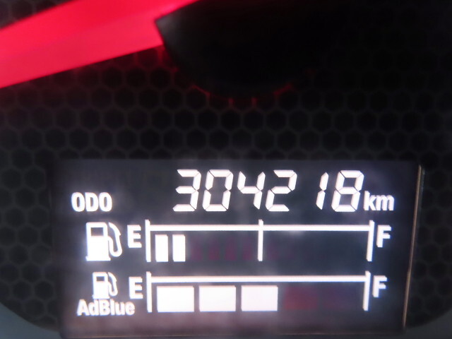 いすゞフォワードアルミウイング中型（4t）[写真33]