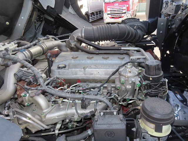 日野プロフィアアルミウイング大型（10t）[写真14]