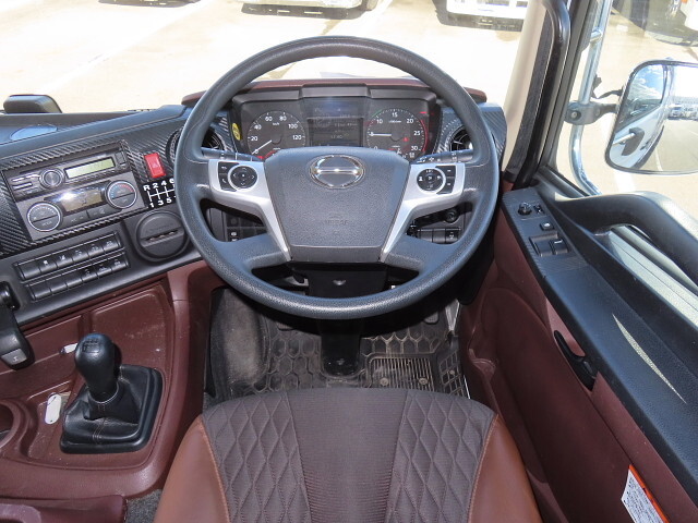 日野プロフィアアルミウイング大型（10t）[写真20]