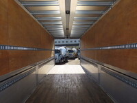 日野プロフィアアルミウイング大型（10t）[写真28]