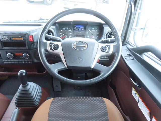 日野レンジャーアルミウイング中型（4t）[写真20]