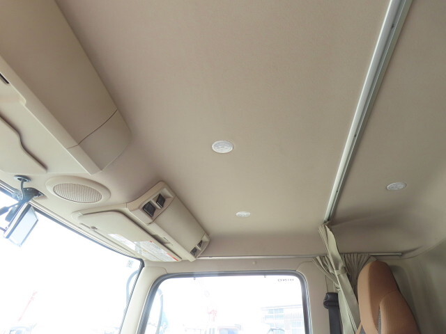 日野レンジャーアルミウイング中型（4t）[写真21]