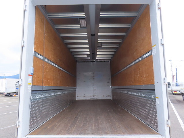 日野レンジャーアルミウイング中型（4t）[写真26]