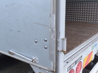 日野レンジャーアルミウイング中型（4t）[写真32]