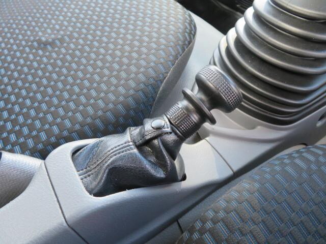 日野デュトロアルミブロック小型（2t・3t）[写真19]