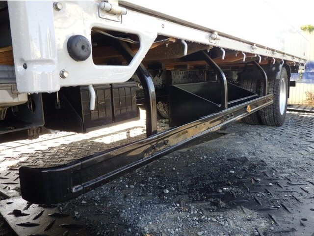 いすゞエルフアルミブロック小型（2t・3t）[写真17]