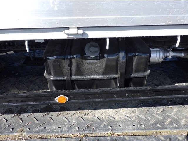 いすゞエルフアルミブロック小型（2t・3t）[写真19]