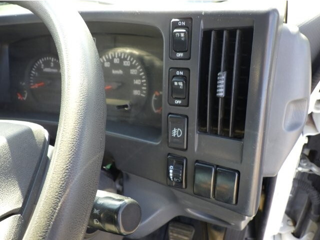 いすゞエルフアルミブロック小型（2t・3t）[写真31]