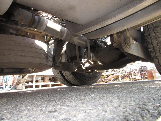 日産クオントレーラーヘッド（トラクターヘッド）大型（10t）[写真14]