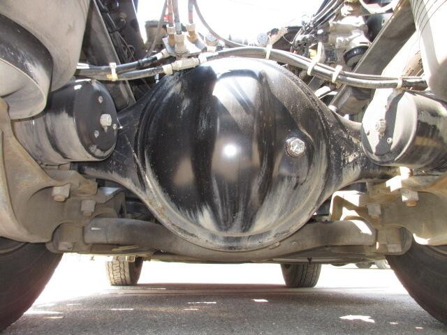 日産クオントレーラーヘッド（トラクターヘッド）大型（10t）[写真15]