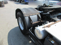 日産クオントレーラーヘッド（トラクターヘッド）大型（10t）[写真10]