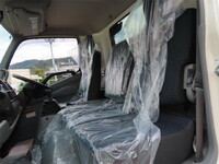 日野デュトロセーフティローダー小型（2t・3t）[写真11]