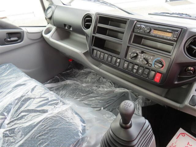 日野デュトロセーフティローダー小型（2t・3t）[写真13]