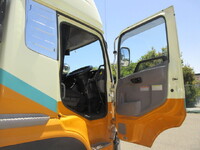 日産クオントレーラーヘッド（トラクターヘッド）大型（10t）[写真18]