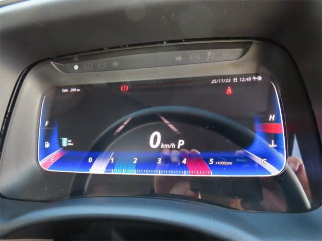 三菱ふそうキャンター平ボディ小型（2t・3t）[写真11]