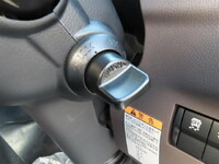 三菱ふそうキャンター平ボディ小型（2t・3t）[写真20]