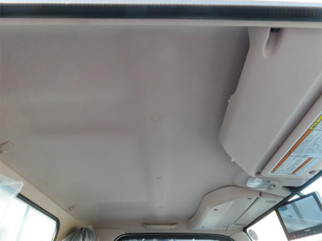 三菱ふそうキャンター平ボディ小型（2t・3t）[写真22]