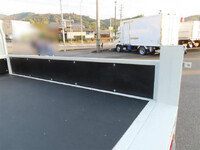 三菱ふそうキャンター平ボディ小型（2t・3t）[写真27]