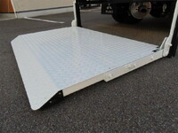 三菱ふそうキャンター平ボディ小型（2t・3t）[写真28]