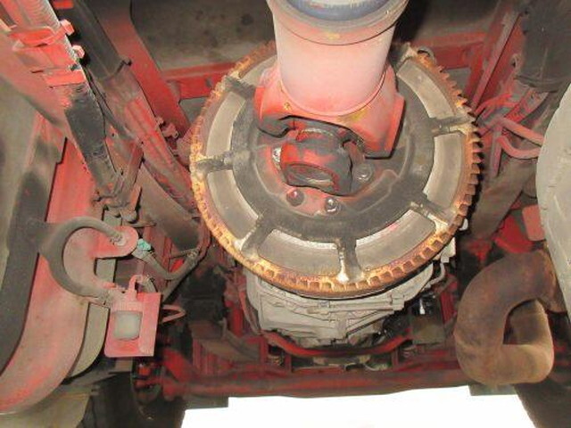 日野プロフィアトレーラーヘッド（トラクターヘッド）大型（10t）[写真14]