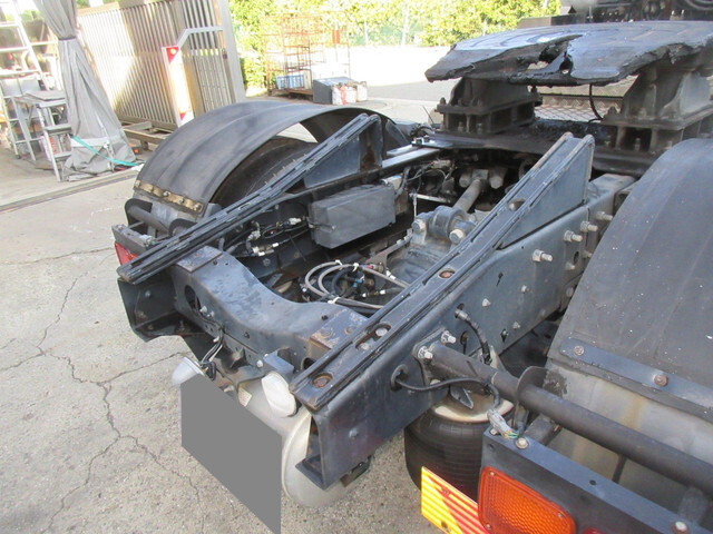 日産クオントレーラーヘッド（トラクターヘッド）大型（10t）[写真10]