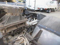 日産クオントレーラーヘッド（トラクターヘッド）大型（10t）[写真13]