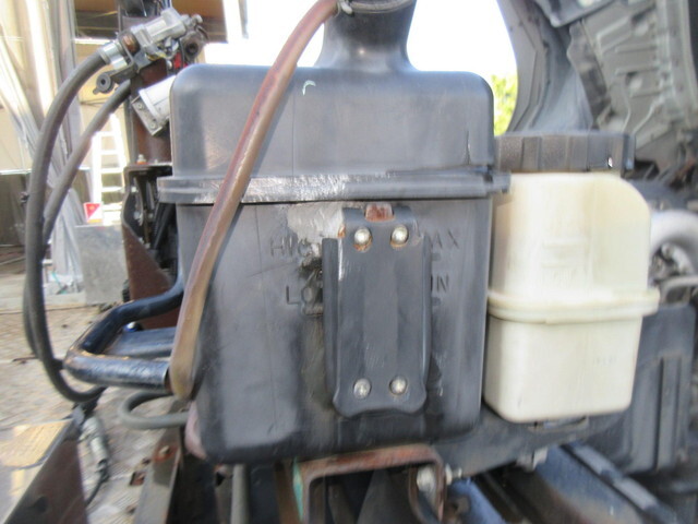 日産クオントレーラーヘッド（トラクターヘッド）大型（10t）[写真27]