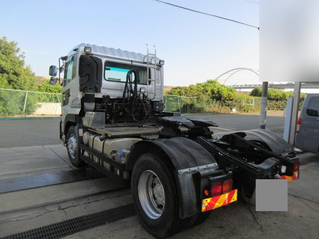 日産クオントレーラーヘッド（トラクターヘッド）大型（10t）[写真04]