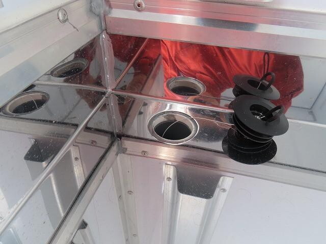 日野デュトロ冷凍車（冷蔵車）小型（2t・3t）[写真28]