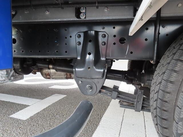 日野デュトロ冷凍車（冷蔵車）小型（2t・3t）[写真37]