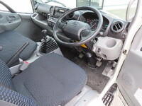 日野デュトロ冷凍車（冷蔵車）小型（2t・3t）[写真10]