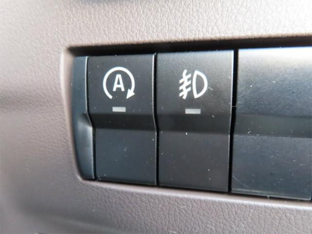 三菱ふそうキャンター平ボディ小型（2t・3t）[写真13]