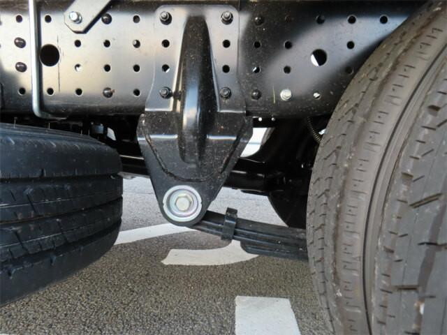 三菱ふそうキャンター平ボディ小型（2t・3t）[写真36]