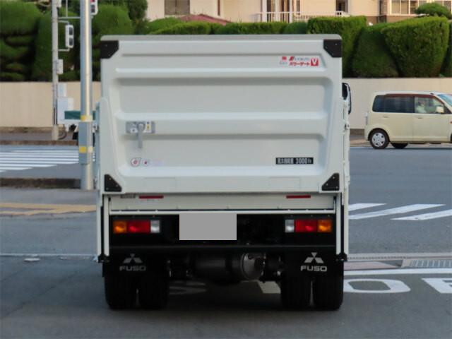 三菱ふそうキャンター平ボディ小型（2t・3t）[写真07]