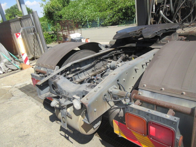 日産クオントレーラーヘッド（トラクターヘッド）大型（10t）[写真10]