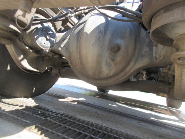 日産クオントレーラーヘッド（トラクターヘッド）大型（10t）[写真16]