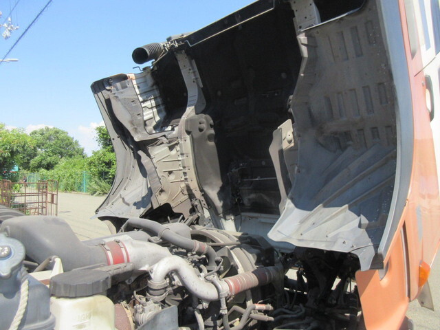 日産クオントレーラーヘッド（トラクターヘッド）大型（10t）[写真17]