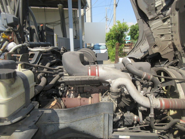 日産クオントレーラーヘッド（トラクターヘッド）大型（10t）[写真18]