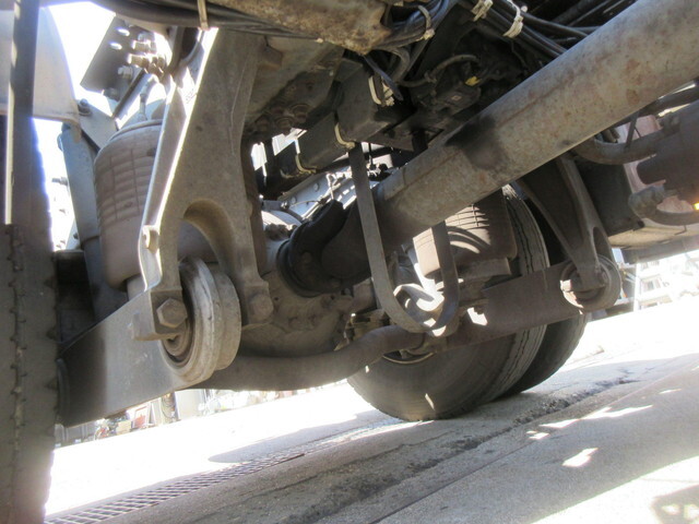 日産クオントレーラーヘッド（トラクターヘッド）大型（10t）[写真27]