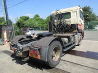 日産クオントレーラーヘッド（トラクターヘッド）大型（10t）[写真02]