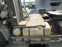 日産クオントレーラーヘッド（トラクターヘッド）大型（10t）[写真09]