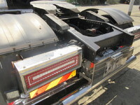 日産クオントレーラーヘッド（トラクターヘッド）大型（10t）[写真13]