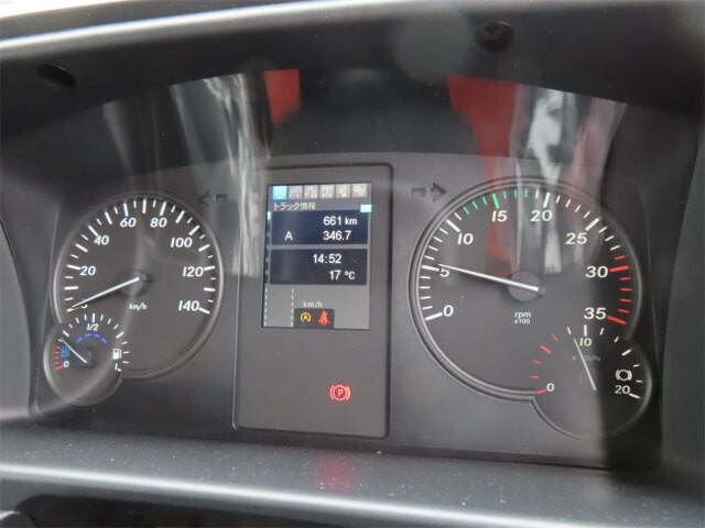 三菱ふそうファイタークレーン4段中型（4t）[写真11]