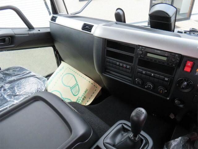 三菱ふそうファイタークレーン4段中型（4t）[写真13]