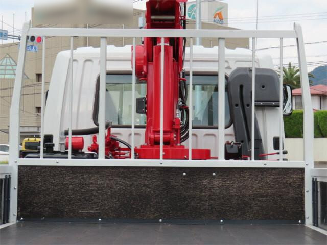 三菱ふそうファイタークレーン4段中型（4t）[写真23]