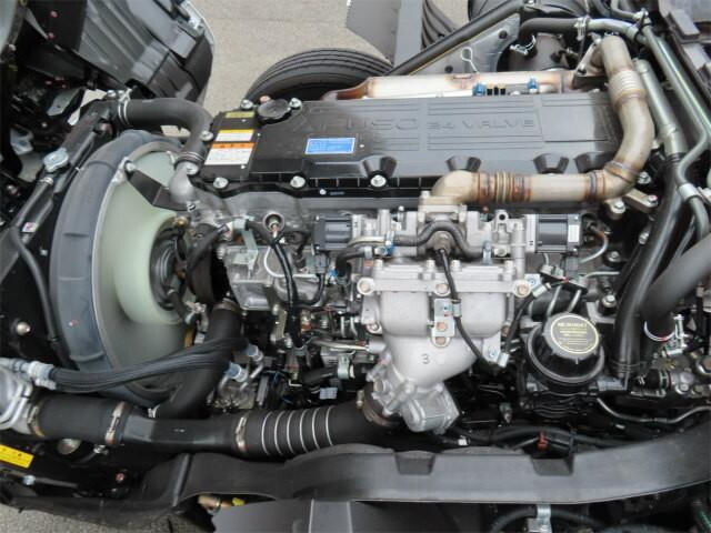 三菱ふそうファイタークレーン4段中型（4t）[写真32]