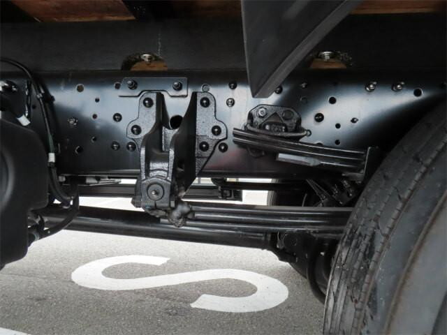 三菱ふそうファイタークレーン4段中型（4t）[写真38]