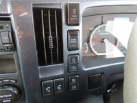 いすゞエルフセーフティローダー小型（2t・3t）[写真17]