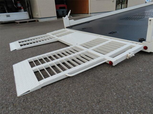 いすゞエルフセーフティローダー小型（2t・3t）[写真24]